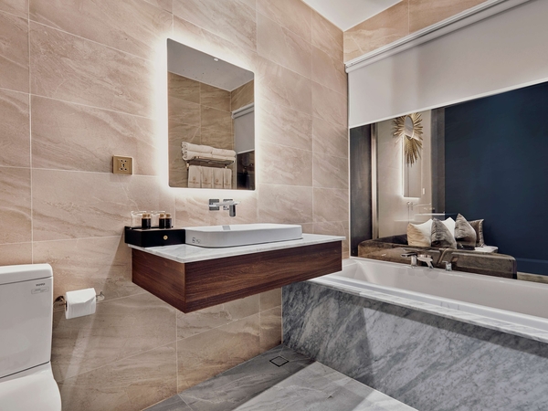 Dehome - Lắp đặt gương dự án KS Quốc Tế Châu Khương - Long Xuyên, An Giang