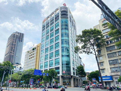 DEHOME - BÀN GIAO GƯƠNG TẬP ĐOÀN VÀNG BẠC ĐÁ QUÝ DOJI TẠI HỒ CHÍ MINH