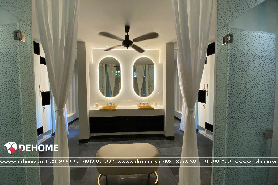 Hình ảnh thi công thực tế gương đèn led tại Fusion Maia Đà Nẵng