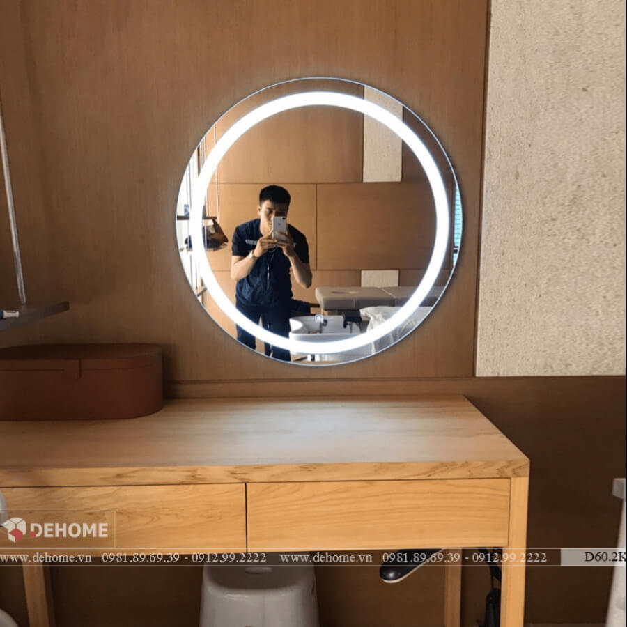 Gương có đèn led cao cấp sang trọng cho bàn trang điểm; 