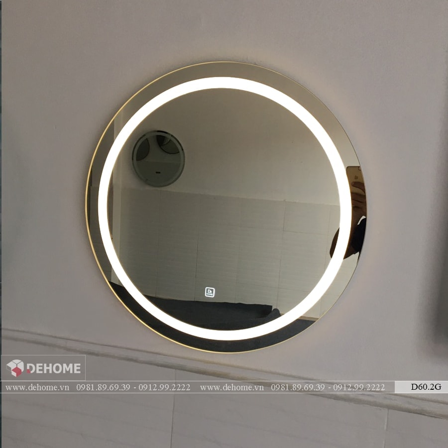 gương trang điểm tròn treo tường có đèn dehome