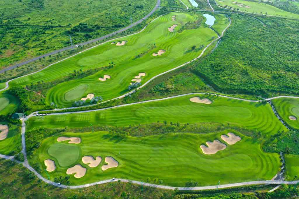 sân golf thiết kế độc đáo