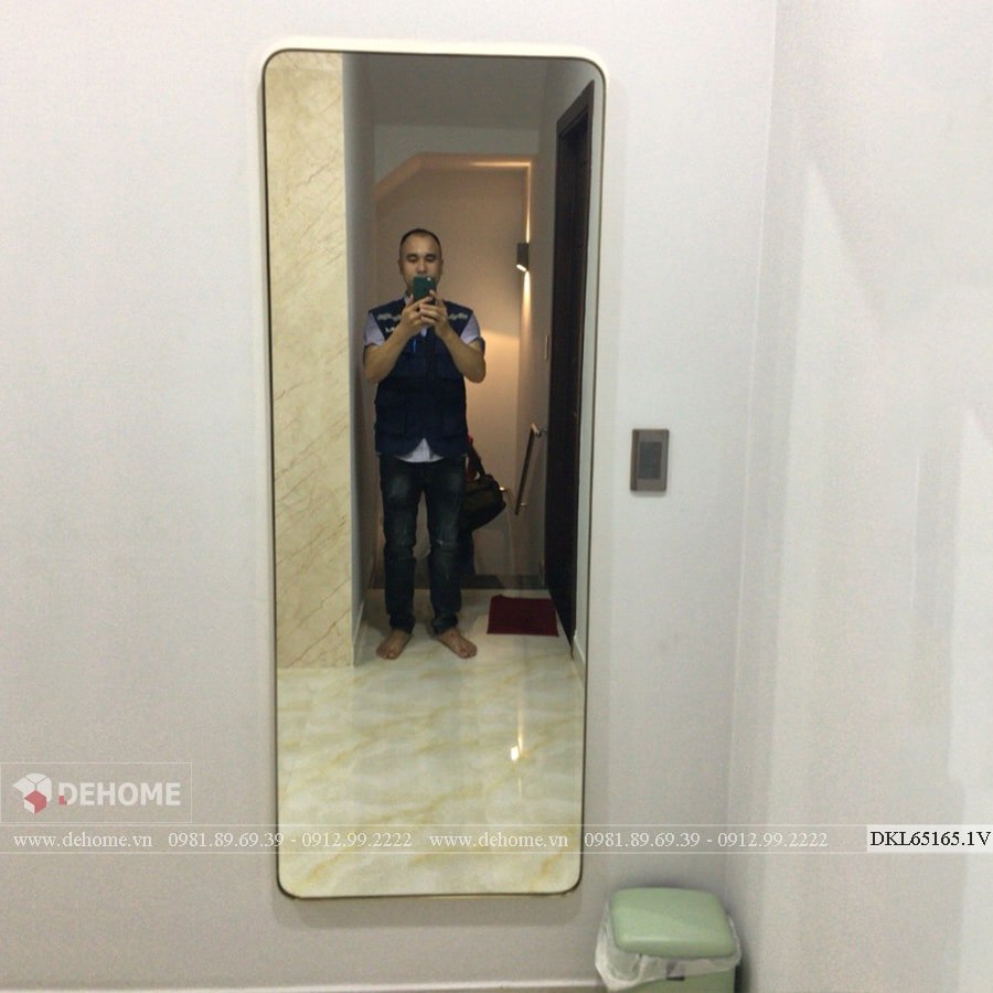Gương toàn thân inox mạ vàng tại Dehome