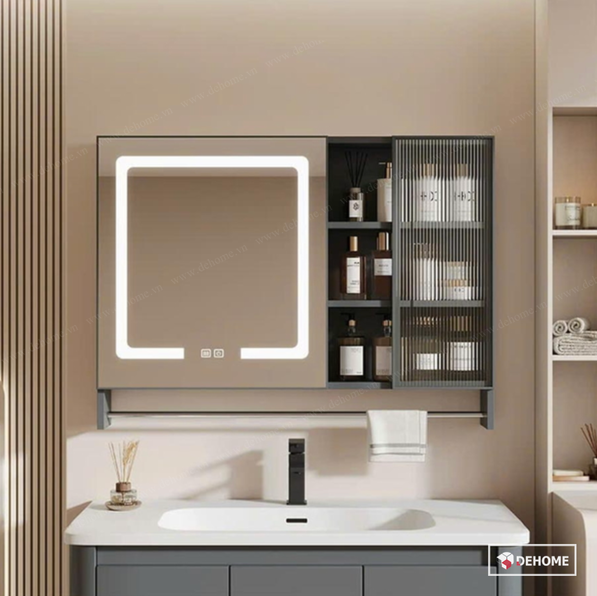 Tủ gương tích hợp đèn led cảm ứng
